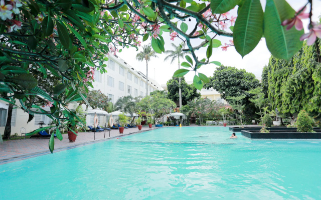 Hotel New Saphir Yogyakarta