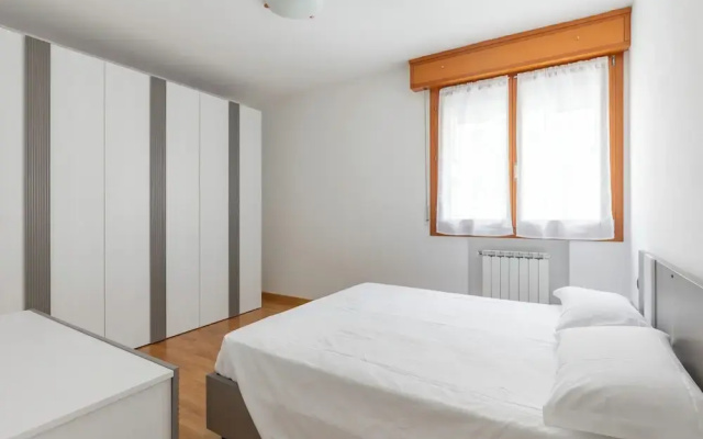 Bologna Modern Apartment by Wonderful Italy