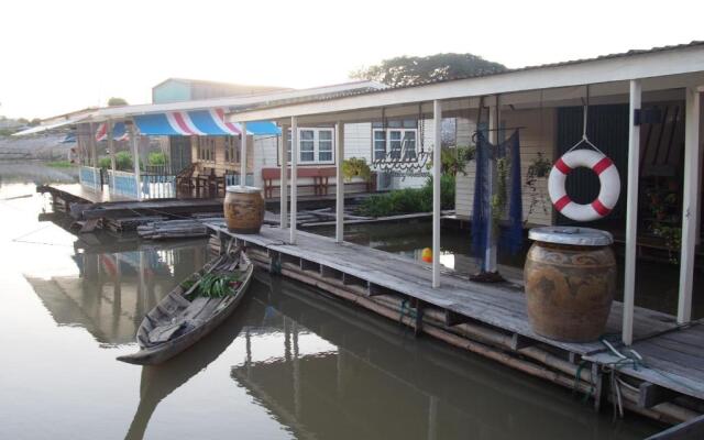 U Pae PaeStay Uthaithani