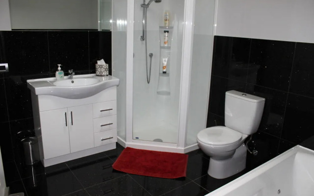 De Vine Martinborough 14 Cologne St