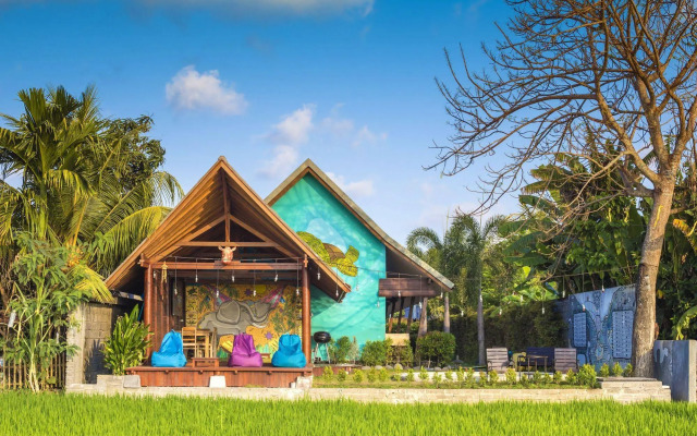 Big Brother Surf Inn