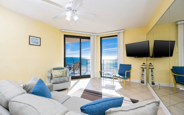 Phoenix X 616 2 Bedroom Condo