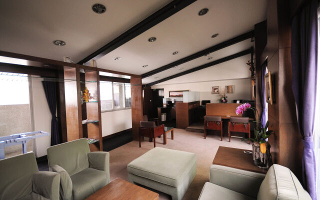 CHECK inn Express Taichung Fengchia