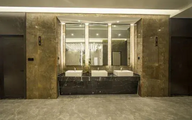 Wangjiang Xuhua Hotel