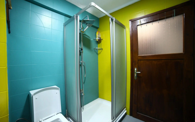 Yolohostel
