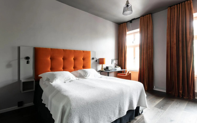 Hotel Flora