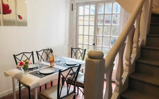 La Petite Normande En Ville (Adults Only)