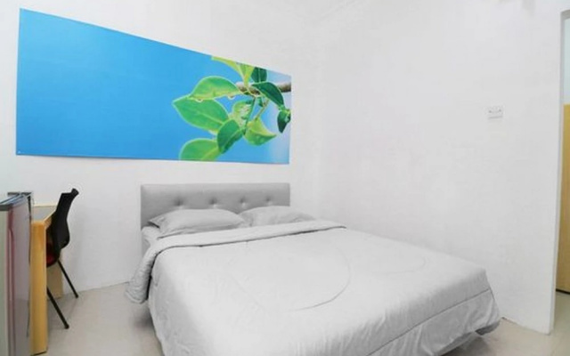 RedDoorz Plus Syariah @ Polamas Andalas – Guest Rooms – Padang