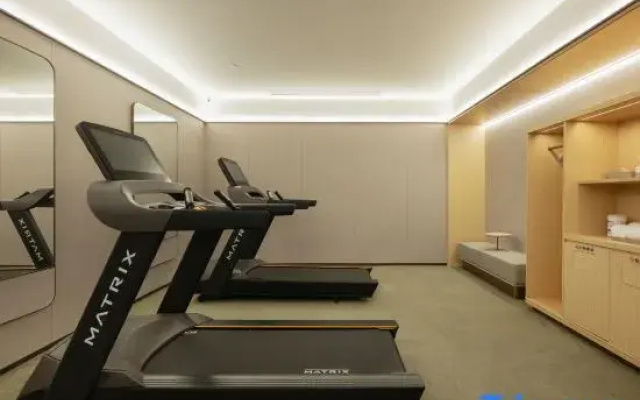 Ji Hotel (Nanjing Yuhua Vientiane City Jiaxi Metro Station)