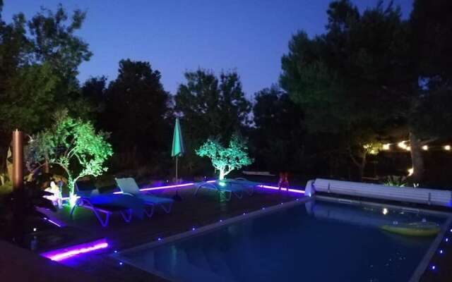 Villa Alyzea