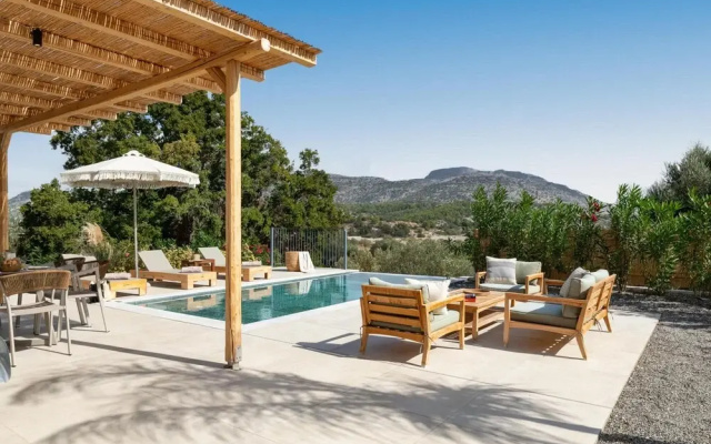 Massari Hills- Villa Nobu 4