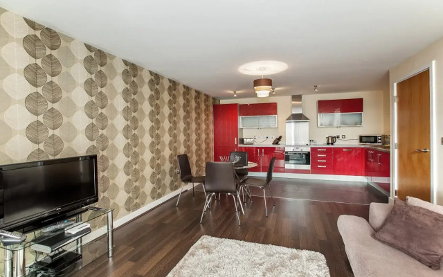 Vizion Milton Keynes by Bourdeauxs