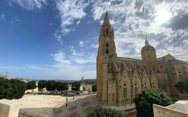 The White Knight Premium Boutique Hotel