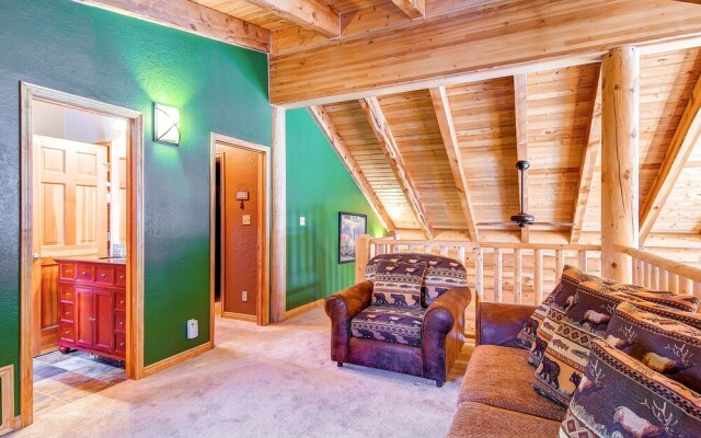 Snowshoe  4 Bedroom Home by RedAwning