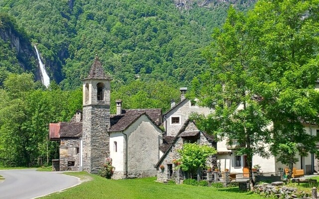 Room-"casa Coerente" Cavergno - Room #2