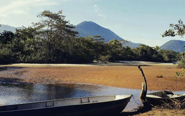 Mandacaru Chalés e Suítes