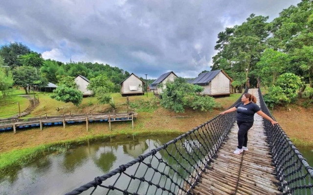 Sofia's Lake Resort