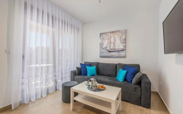 Apartments Hana in Funtana