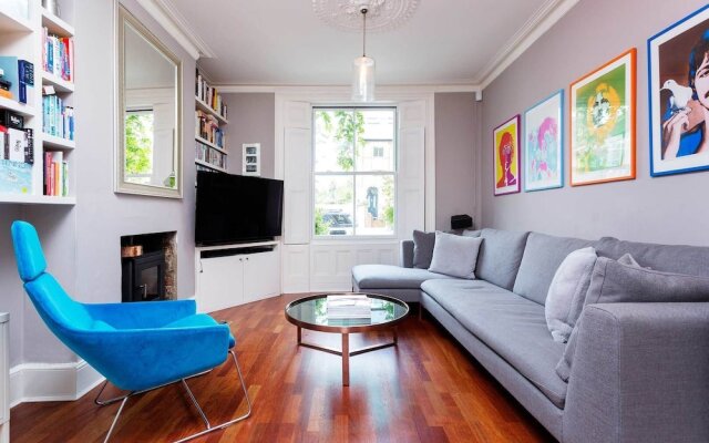 Pared-back Elegance