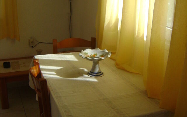 Kavousanos Apartments