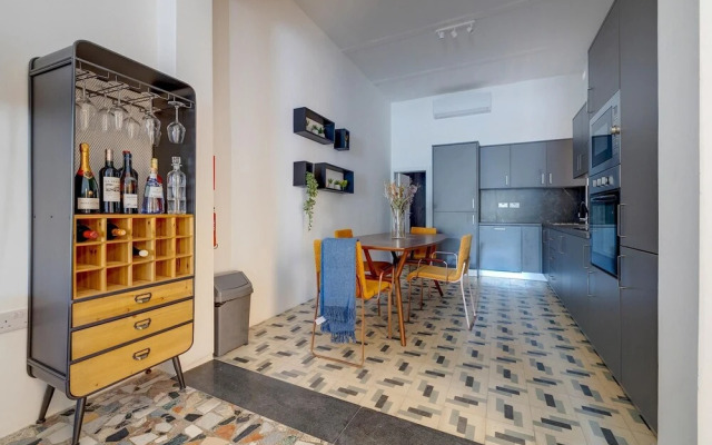 Contemporary Apartment Close to Valletta