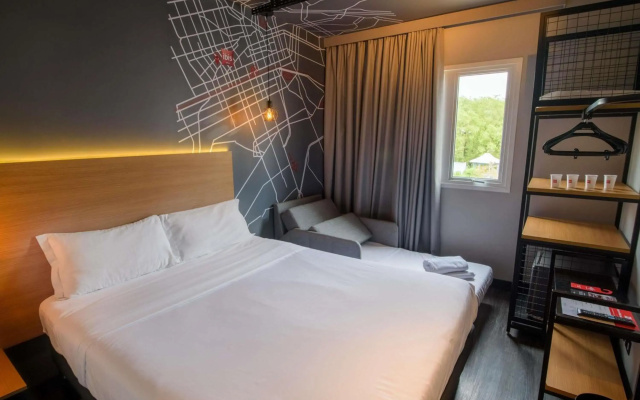 ibis Curitiba Batel