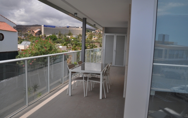 El Yate Hotel