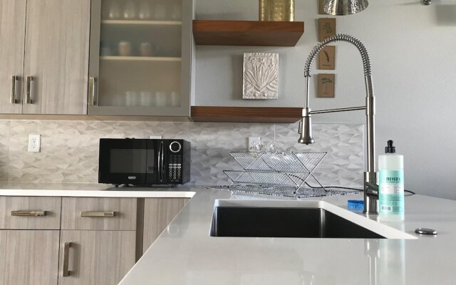 Classy Townhome near Old Town, Breweries, & River!