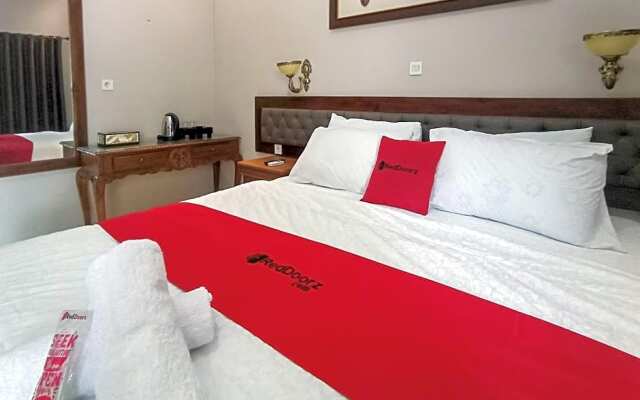 RedDoorz Plus Syariah At Puri Cempaka Prambanan