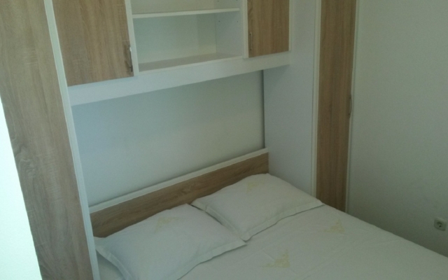 Apartment Mari - free parking: A2 Bol, Island Brac
