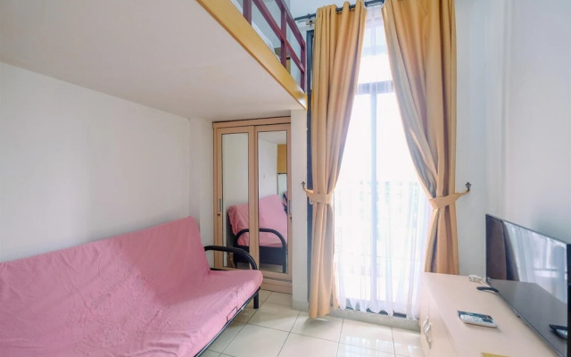 Comfortable And Cozy Living Studio Room Apartment At Dave