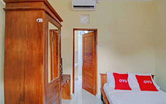 OYO 92952 Nirmala Guest House – Guest Rooms – Singaraja