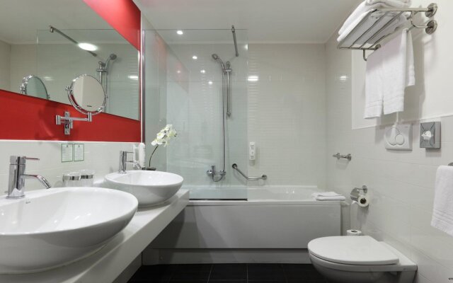 Holiday Inn Genoa City by IHG