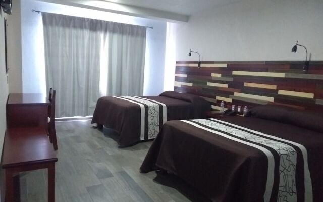 Hotel Suites Don Miguel