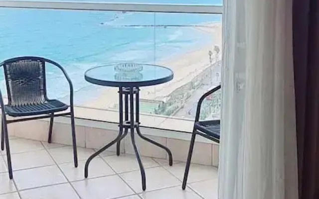 1007Go to Bat Yam Center