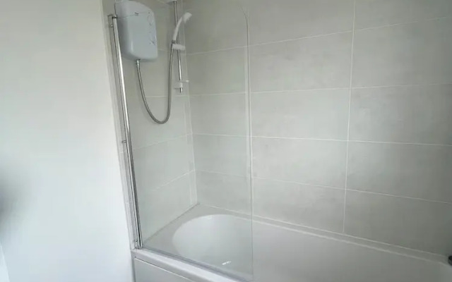 The Coral Guest House Winchester