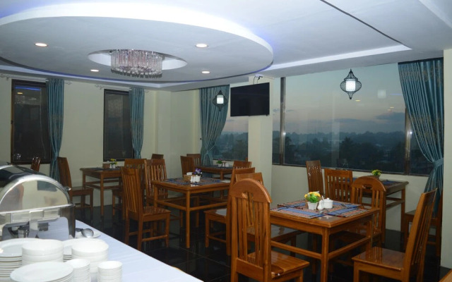 Kayah Golden Hill Hotel
