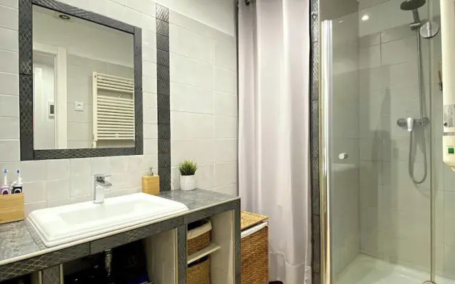 Barcelona Blissful Retreat With Stunning Views