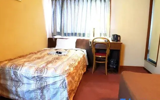 Petit Hotel New Hifumi