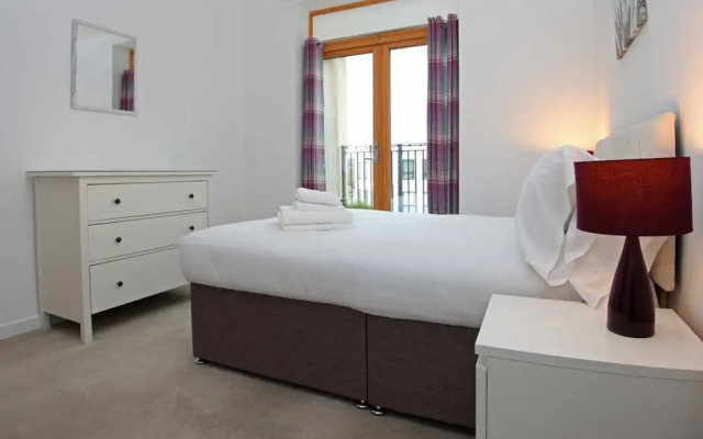 Parkes Court Apartments