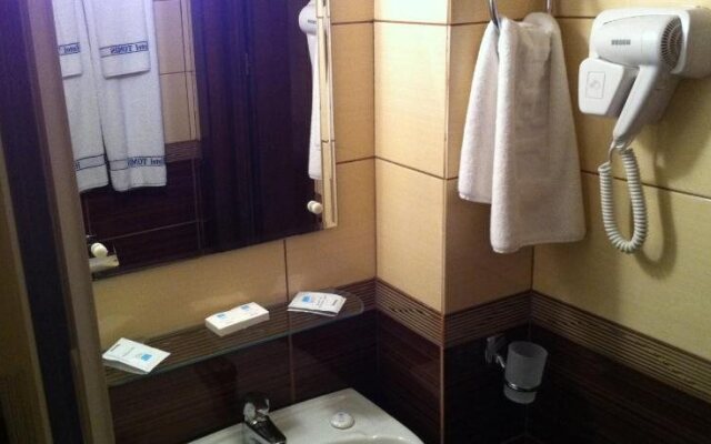 Hotel Tomis