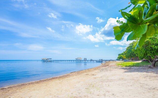 Rivera's Beach House - 2nd Floor 1 Bedroom Apts