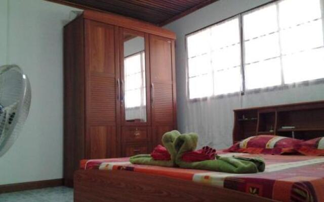Corner House