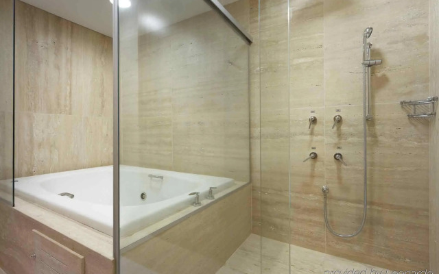 Oft Alfre Hotels