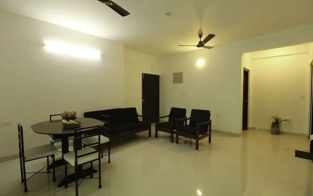 OYO Home 11012 Peaceful 1BHK Nerul