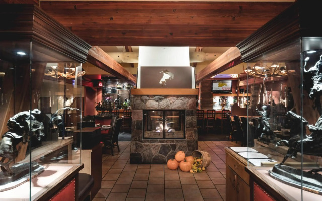 The Falls Hotel & Inn