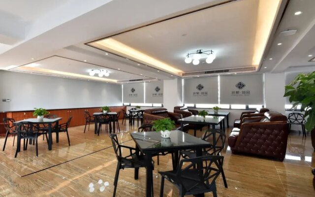 Chonpines Hotels·Xuwen Plaza Jinhui Tower
