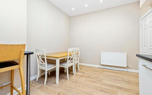 ALTIDO Cosy 3bed Family flat near Leith