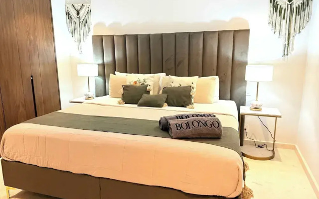Bolongo 2BR Your Exclusive Oceanfront Escape