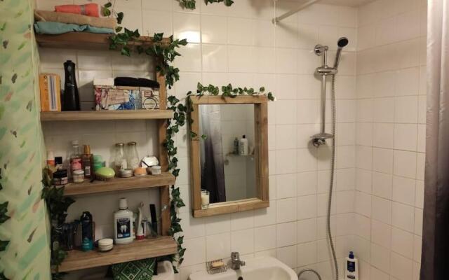 Lovely Studio Apartment , perfect central location